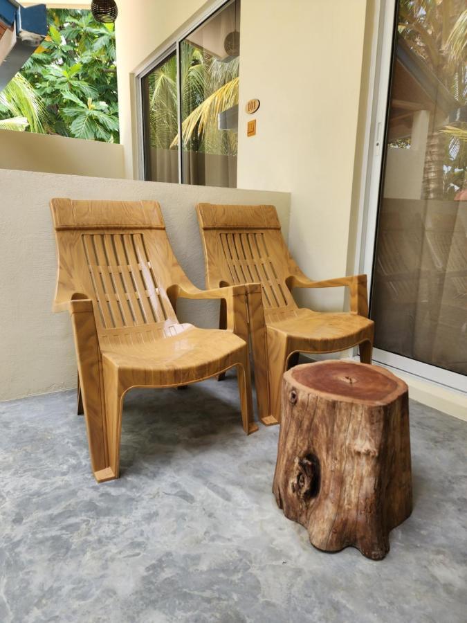 Dhigurah Dhonveli Boutique Hotel Exterior photo